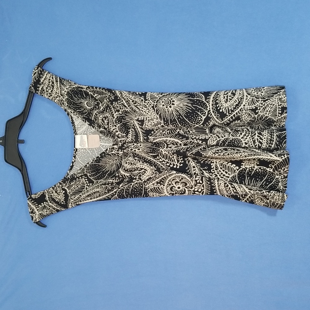 Maternity Sleeveless Top with Tie in back Size L